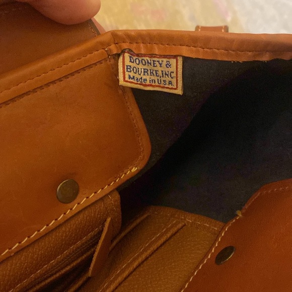 Dooney & Bourke VINTAGE DOCTOR BAG Navy and Brown Leather Bag - Picture 11 of 11